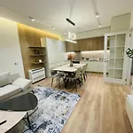 Amelia 2br-2ba New Boulevard Appartement