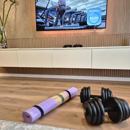 Amelia 2br-2ba New Boulevard شقة