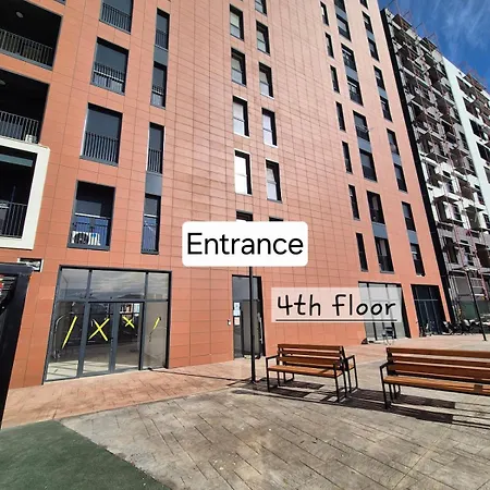 公寓 Amelia 2br-2ba New Boulevard