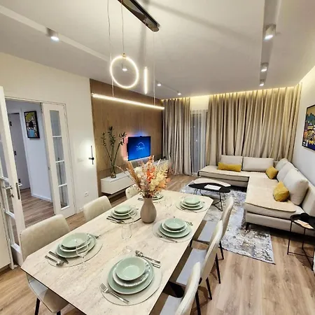 Amelia 2br-2ba New Boulevard Apartamento *